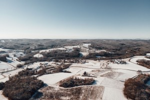 Na Blokah ponoči minus 20; sredi tedna na vzhodu Slovenije nova pošiljka snega