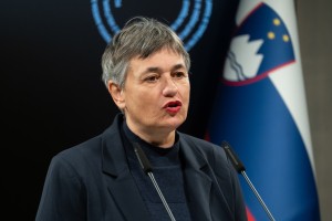 V Tarči, kjer situacijo v policiji komentira najbolj represivni notranji minister Aleš Hojs, Levica nima kaj iskati.