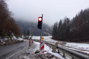 V Mežiški dolini ogorčeni zaradi popolne zapore glavne ceste