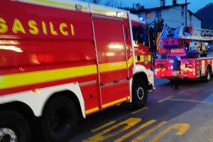 Srhljiva smrt v domu upokojencev: s kajenjem zanetil požar in umrl?
