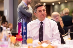 Pahor ne bo odgovarjal na novinarska vprašanja in prošnje za intervjuje