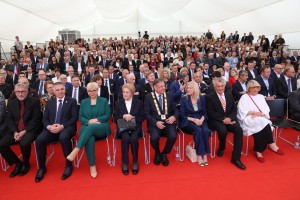 Poglejte, kdo vse se je prišel poklonit Jankoviću; zakaj je na koncu manjkal le premier Golob (FOTO)