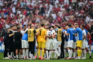 Praznik slovenskega nogometa v Kölnu? Pred nogometaši tekma kariere!