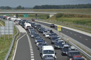 Vrhunec poletne sezone je tu, zastoji od Karavank do Hrvaške