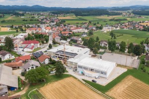 Gradnja prizidka k šoli v Šentvidu pri Stični v polnem teku