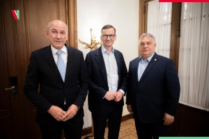 Orban in njegov vazal Janša z dolgim nosom domov (KOMENTAR)