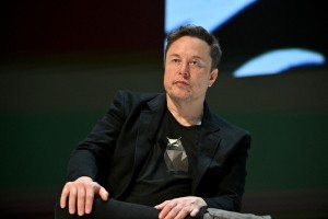 Elon Musk proti Bruslju: zavajanje uporabnikov ali cenzura?