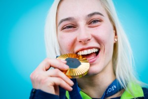 Legenda: Janja Garnbret osvojila drugo olimpijsko zlato!