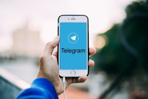 Telegram po aretaciji šefa v Franciji vztraja, da podjetje spoštuje zakonodajo EU