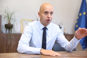 Sram je lahko celo državo – žalostno je, da tudi policija glede tožilstva dvomi v izplen!