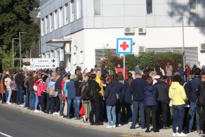 Za kaos v ZD Slovenska Bistrica odgovorno vodstvo zavoda, pravi Golob