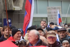 Meni je to nagravžno. Uboge upokojence prosite za donacije, da imate vi visoko plačo. Tamara Vonta Borisu Tomašiču (VIDEO)
