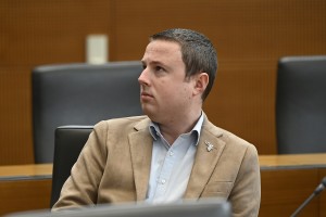 Še strelci so proti Žanu Mahniču