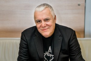 Praslovani so Slovenceljni, nekoč zagreti komunisti, potem goreči "demokrati", zdaj pa skrajni desničarji