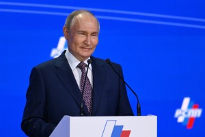 Putin pristal na 30-dnevno prekinitev napadov na ukrajinsko energetsko infrastrukturo