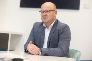 Analitik: Tako Iran kot Izrael sta ujeta v pat pozicijo