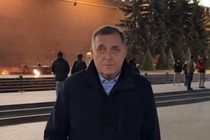 Dodik se je pred roko pravice zatekel v Moskvo (VIDEO)