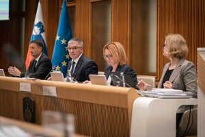 Izglasovali veto na novelo zakona o zdravstveni dejavnosti