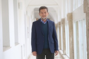 Striktno sem bil proti, da telovadnico gradi SCT in da je streha ravna, a so bili drugi močnejši od mene