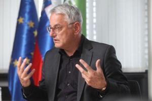 Han o pozivih po izključitvi Pahorja iz SD: Sploh ni član stranke!