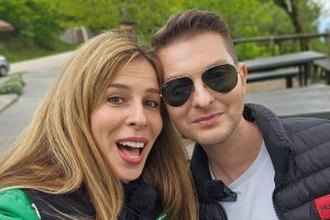 Damjan Murko hoče denar na računu teden dni pred nastopom!