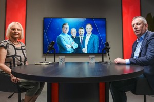 Dobro, da je Tina Gaber pri Golobu zdaj bolj v ozadju, tudi v naslednjem letu je ne bi spustila v ospredje (PODKAST)