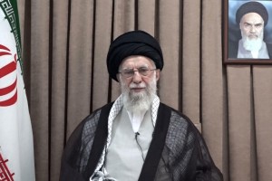 Ajatola čestital iranskemu narodu "za zmago nad lažnim sionističnim režimom"
