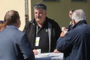 Ko na občini Grosuplje dobijo zoprna vprašanja o denarju, so raje kar tiho