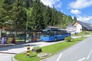 Petrol bo znova odprl štiri manjše poslovalnice