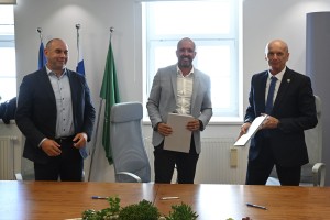 Podpisali koncesijsko pogodbo za izvajanje mestnega linijskega prevoza potnikov v mestni občini Krško