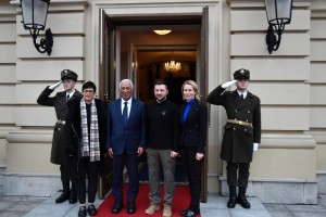 Do te poteze Zelenskega kritična tudi Marta Kos