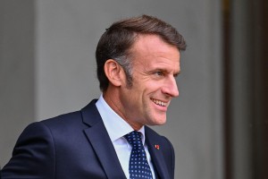 Macron s priznanjem Palestine razkuril ZDA in Izrael, Arabci pa mu ploskajo