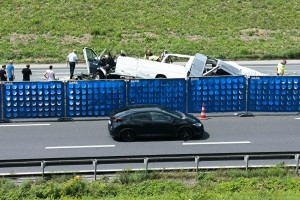 Pet mrtvih: ukrajinski kombi trčil v ruski tovornjak (FOTO)