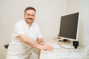 Hrvaški zobar slovenskim kolegom plačuje, naj mu pošljejo svoje paciente