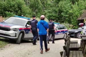Ko domoljubi v Lepeni ploskajo nemškemu nacionalizmu in pljuvajo po Slovencih