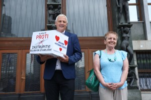 Ozadje operacije referendum: Aleš Primc in Milena Miklavčič na novi politični misiji