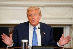 Bo Trump v Mehiko poslal vojsko?