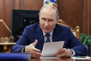 Agresivni ruski imperator je jedrski blefer