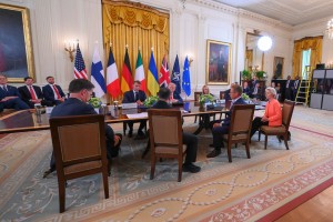 Evropski voditelji skeptični glede pripravljenosti Putina na mir