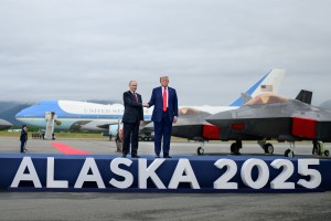 Vojna in mir: Trumpova ruska ruleta z Ukrajino