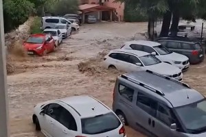 Alarm: deli Obale pod vodo (FOTO in VIDEO)