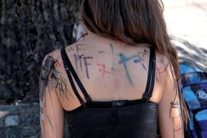 Jim je namignil Janković? Policija mirno opazovala »fazaniranje« v središču Ljubljane