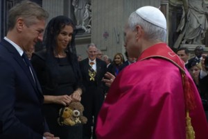 Robert in Tina k Mariji Pomagaj na Brezje