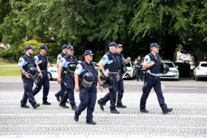 Policija povečala navzočnost na območjih, kjer živijo Romi