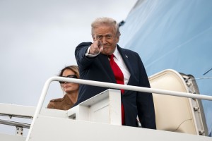 Branitelj svobode govora Trump grozi ameriškim televizijam