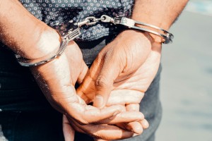 Brezje: po streljanju prijeli moškega z lovsko puško