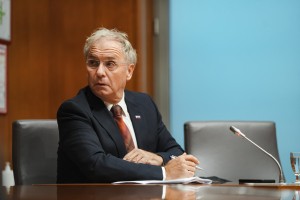 Preiskovalci pri Hojsu doma: je povezan s Kavaškim klanom?