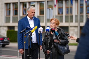 Zbranih 43.000 podpisov za referendum o evtanaziji