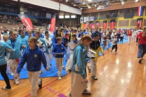 Kiari in Janisu zlato na Čigra Taekwondo Open