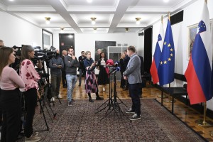 Delodajalci zaradi obvezne božičnice protestno zapustili sejo
